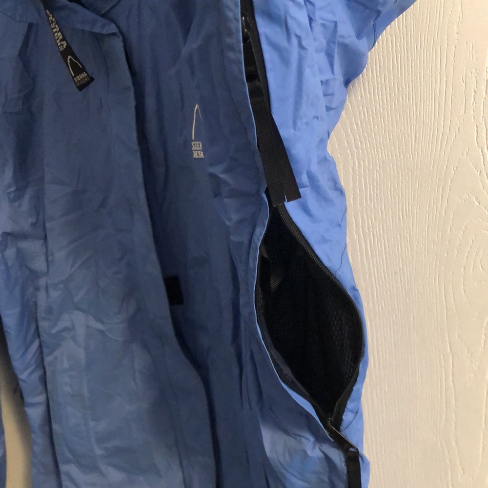 Retro Sierra Design rain coat - Picture 3 of 10